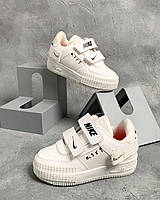 Детские белые кроссовки Nike для девочки и для мальчика с кожаной ортопедической стелькой. 29 размер