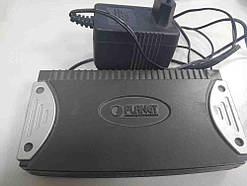 Дротовий роутер маршрутизатор комутатор Б/К Planet SW-801