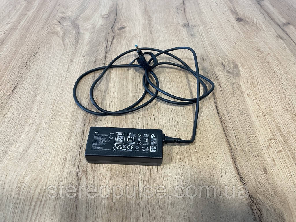 Оригінальний блок живлення HP TPN-LA15  для ноутбуків HP 19.5V/2,31A/45W (4.5х3.0 з іглою)