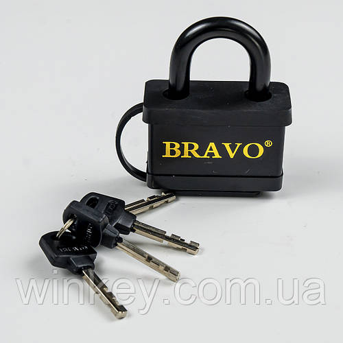 Замок навесной влагозащищенный в блистере BRAVO PLASTIC COAT 70мм (ID ...