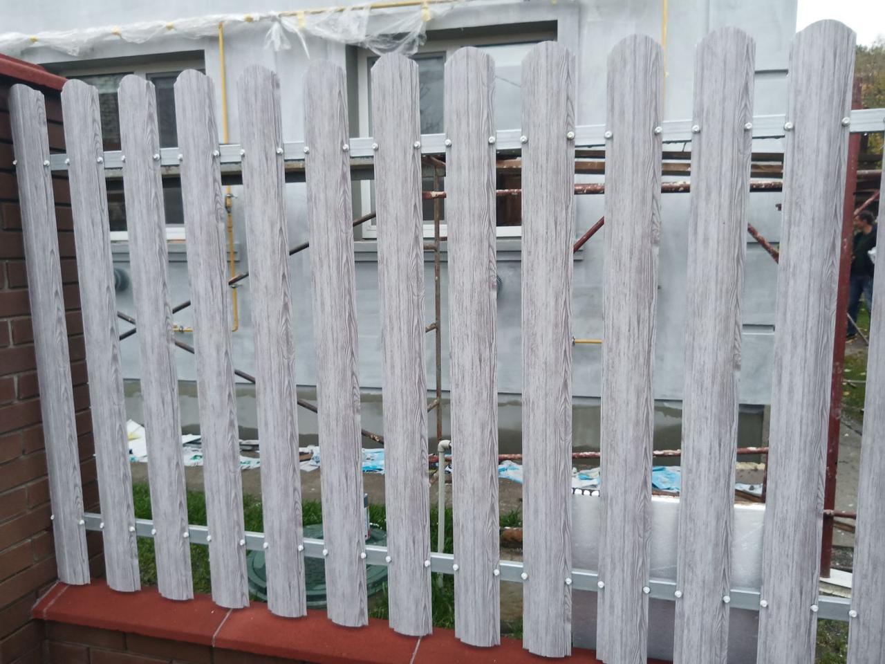 Металевий штахетник на паркан, товщина металу 0,45 мм