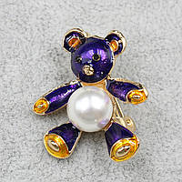 Брошь металлическая золотистая Медвежонок с жемчугом покрыт цветной эмалью размер изделия 30х25 мм