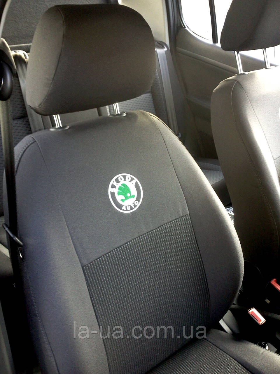 Чохли салону Skoda Fabia (6Y) седан (ділена спинка) 1999-2007 р (авточохли Шкода Фабія)