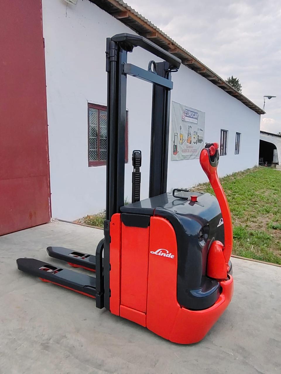 Штабелер Електро Навантажувач електричний  Linde L14 1,4т 2,90м