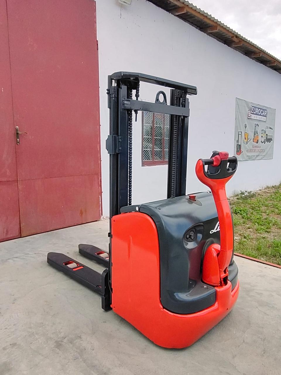 Штабелер Електро Навантажувач електричний Linde L14 1,4т 2,42м