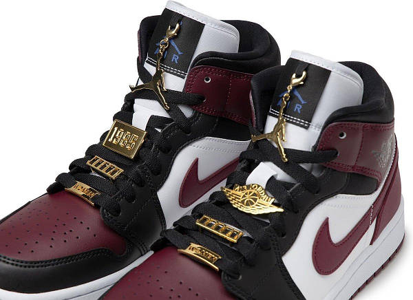 Jordan 1 best sale mid se black