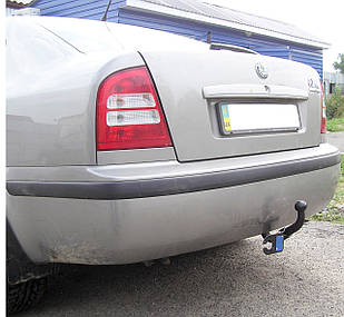 Фаркоп SKODA OCTAVIA A4 tour хетчбек / ліфтбек / універсал (1997-2010)