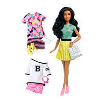 Барбі з одягом