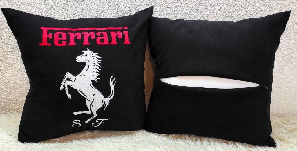 Подарункова подушка Ferrari