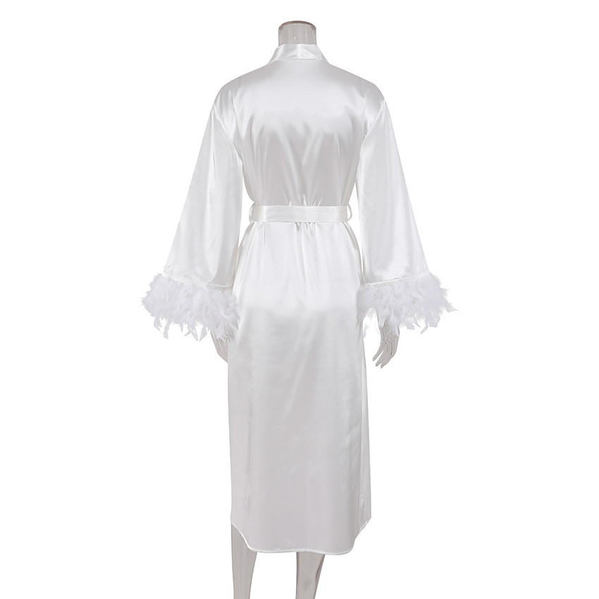 Халат женский атласный c перьями. Халатик шелковый длинный. Свадебный халат невесты. Пеньюар, размер M (белый) - фото 7 - id-p1657211925