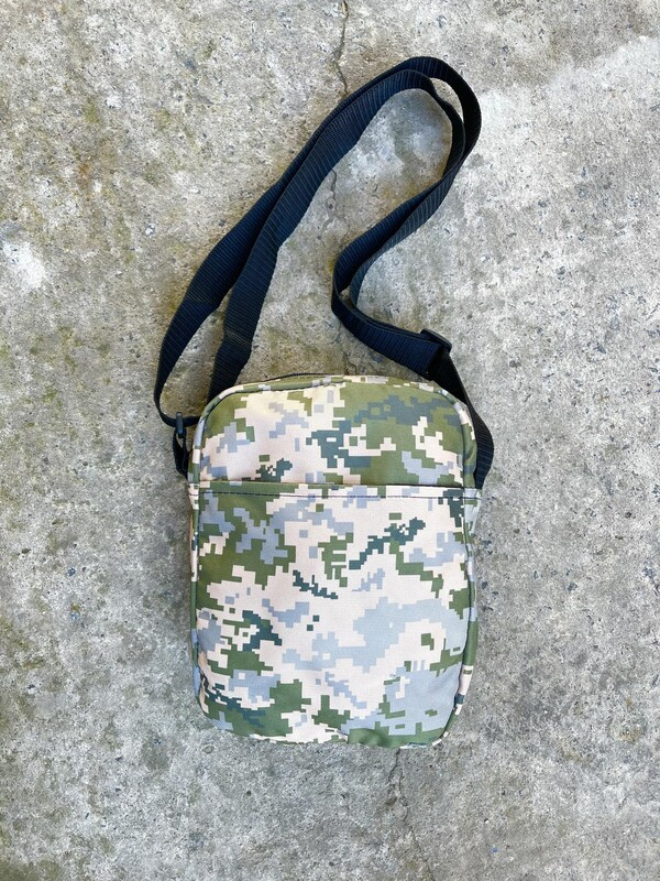 Тканинна барсетка через плече камуфляж піксель, фото 1