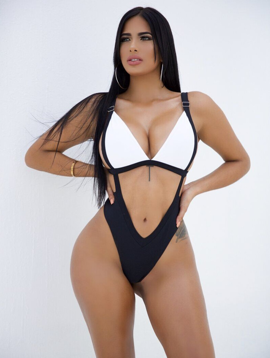 Стильний трендовий купальник Монокіні