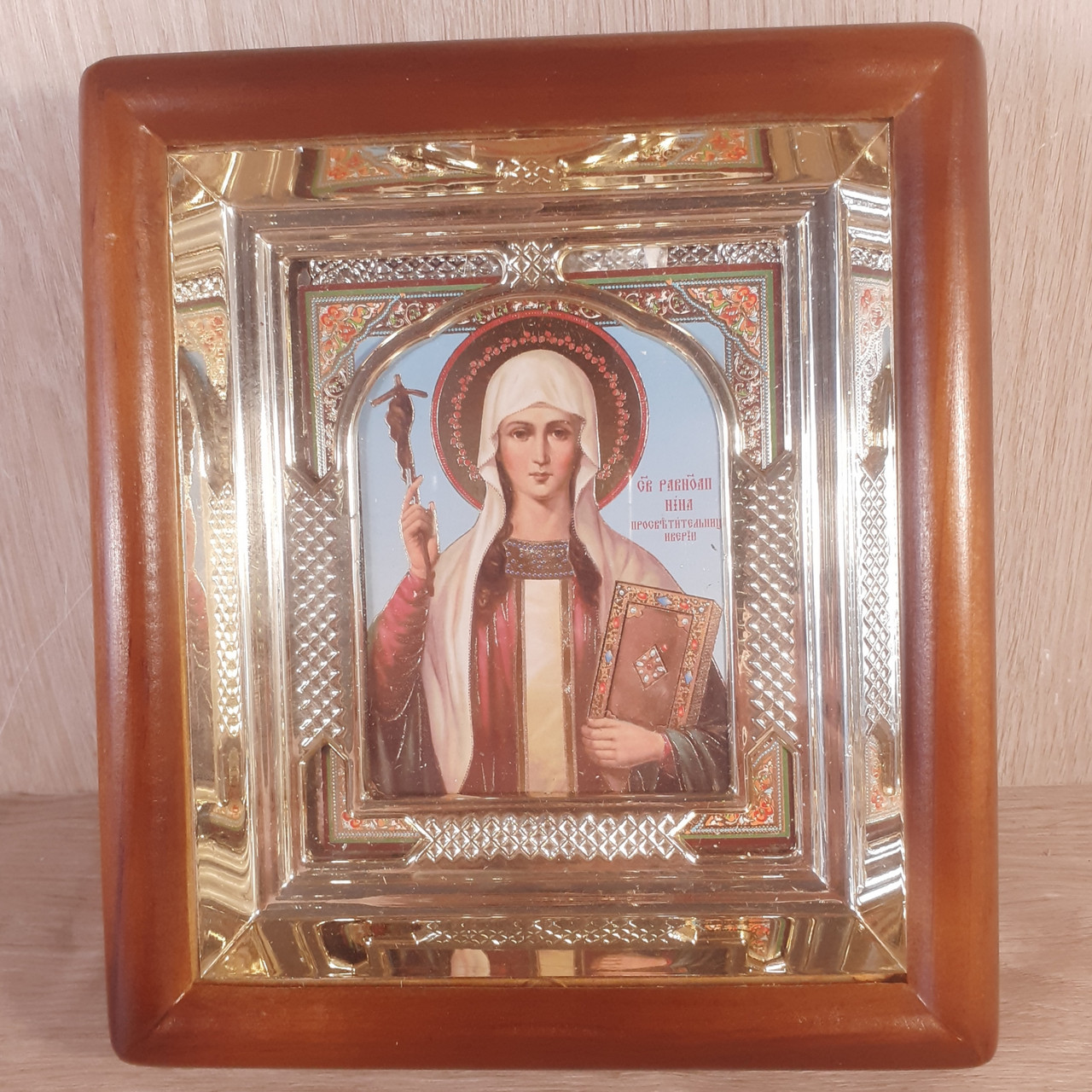 Ікона Ніна свята рівнопостольна, лик 10х12 см, у світлому прямому дерев'яному кіоті, фото 1