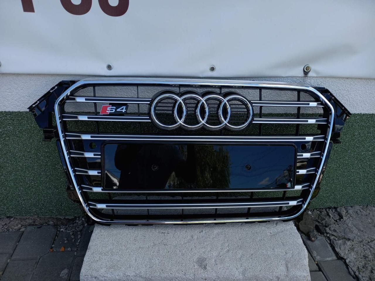Решітка радіатора Audi A4 2012-2015 стиль Audi S4 Black+Chrome, фото 1