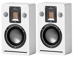 Audiovector QR Wall White Silk