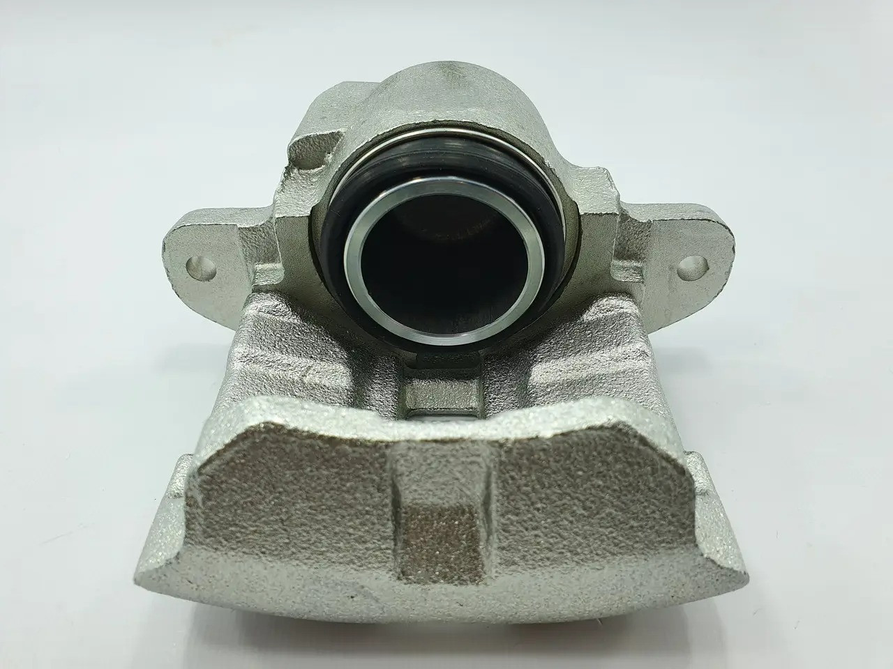 Суппорт передній лівий Logan/Рено Логан (не вентильований диск) EuroEx Угорщина