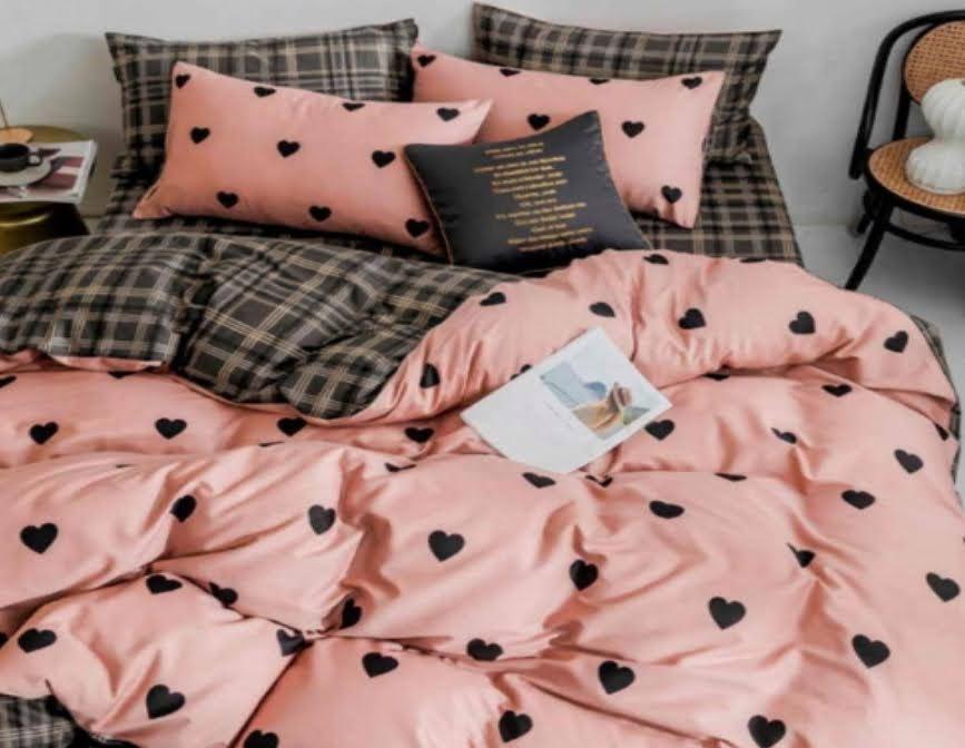 Двоспальний розмір постільна білизна бязь «Аморе» з сердцями в клітинку, фото 1