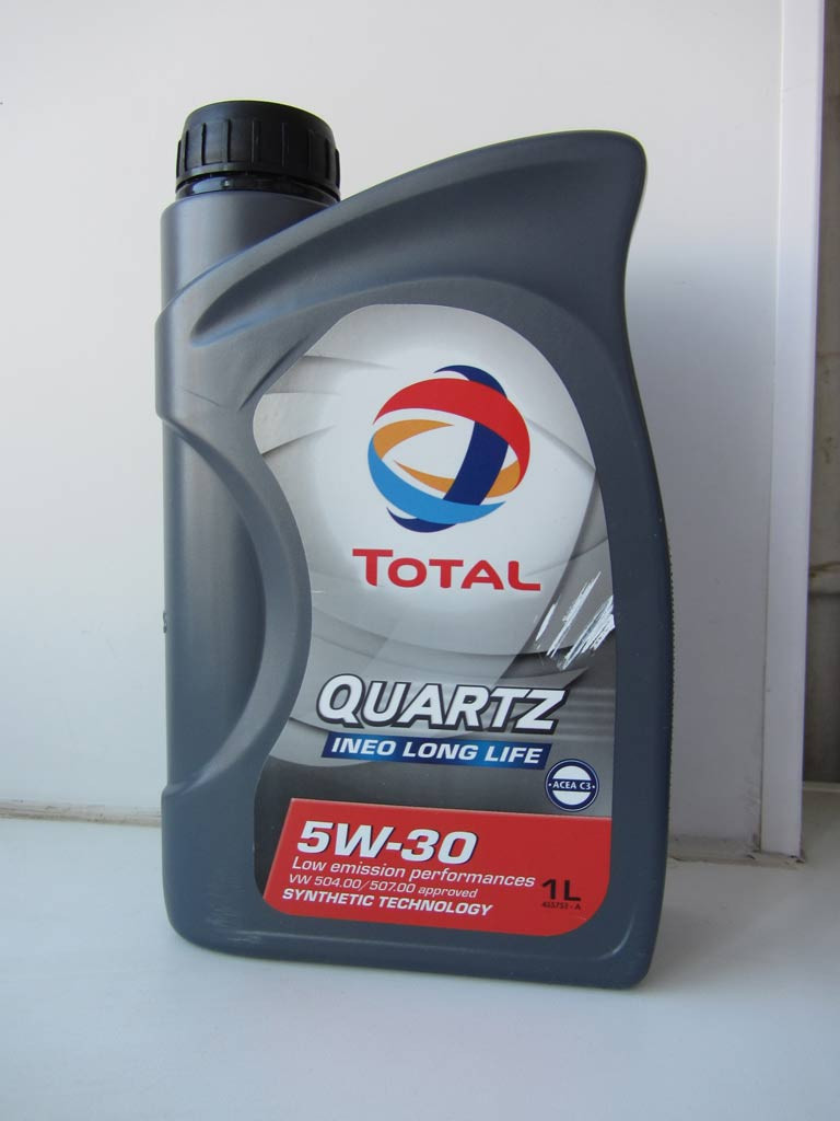 Моторне масло TOTAL QUARTZ INEO LONG LIFE 5W-30 каністра 1л