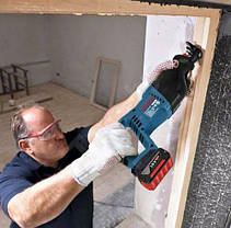 Акумуляторна шабельна пила Bosch GSA 18 V-LI (0615990L6H) +акб 4А/г 18В + зарядне, без кейсу, фото 3