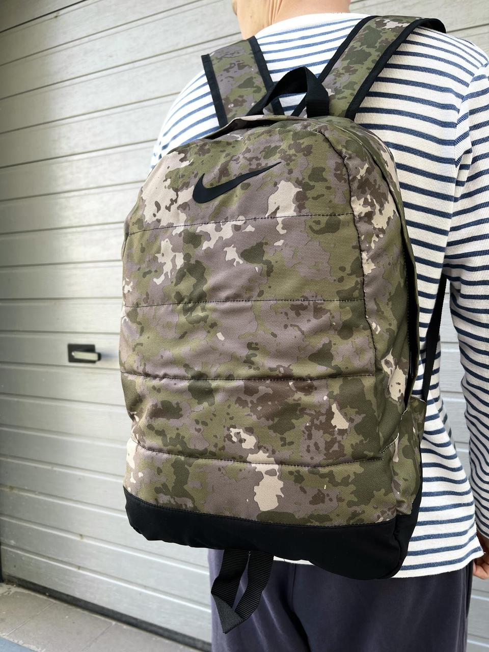 Міський камуфляжний рюкзак Nike піксель