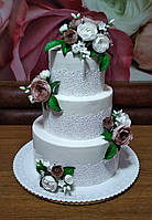 Торт триярусний