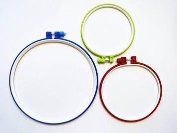 П'яльця пластмасові, колір асорті, діаметр 25 см, кількість 10 шт.