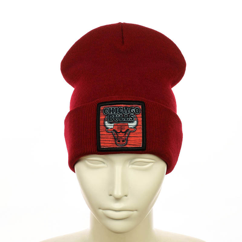 Шапка з нашивкою "Chicago Bulls" червоний