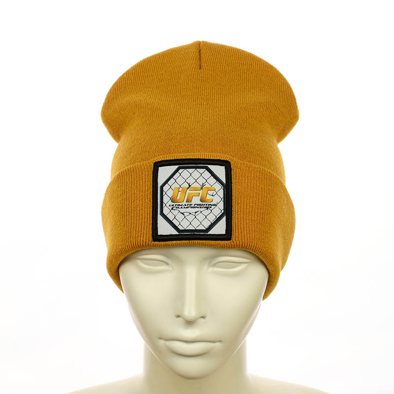 Шапка з нашивкою "UFC" гірчичний