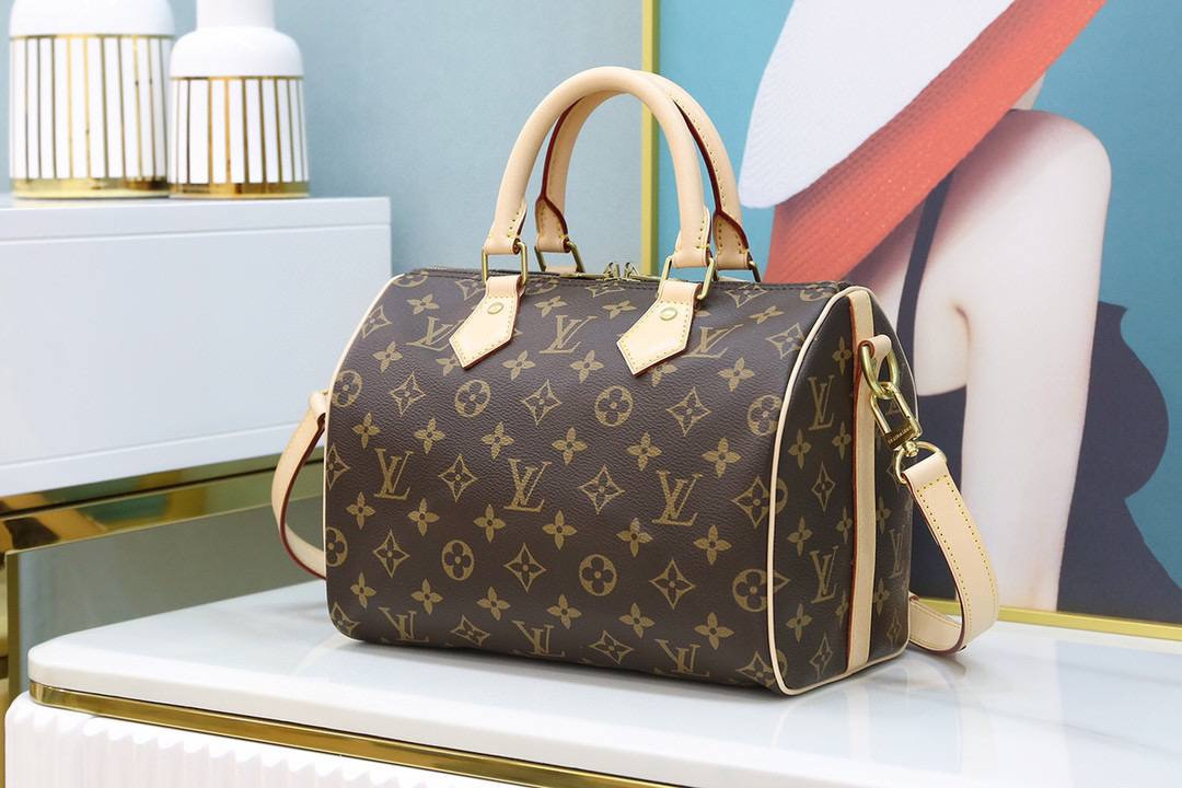 Жіноча сумка Louis Vuitton