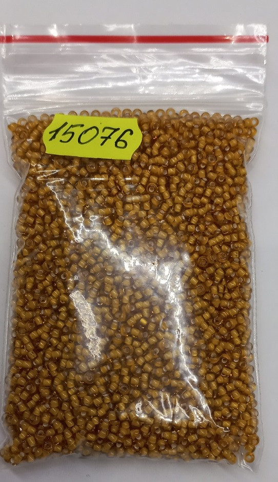 Бісер 10/0, No15076 коричневий, з білою серединкою (пап.50 грамів)