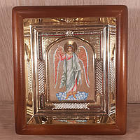 Икона Ангела Хранителя, лик 10х12 см, в светлом прямом деревянном киоте с арочным багетом