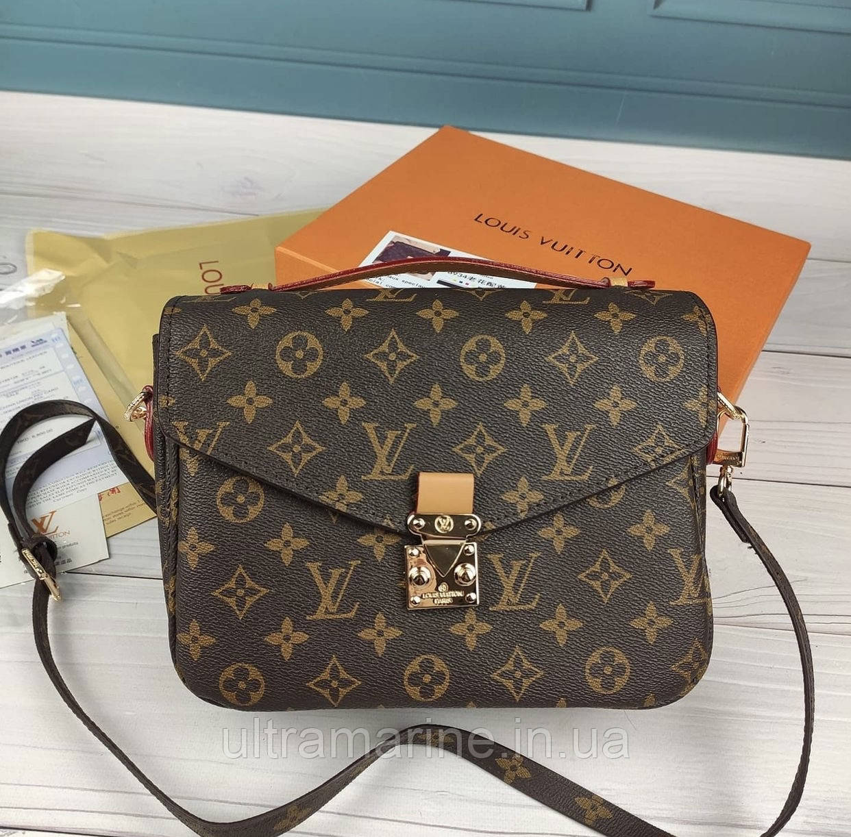 Модна жіноча коричнева сумка Louis Vuitton луї витон