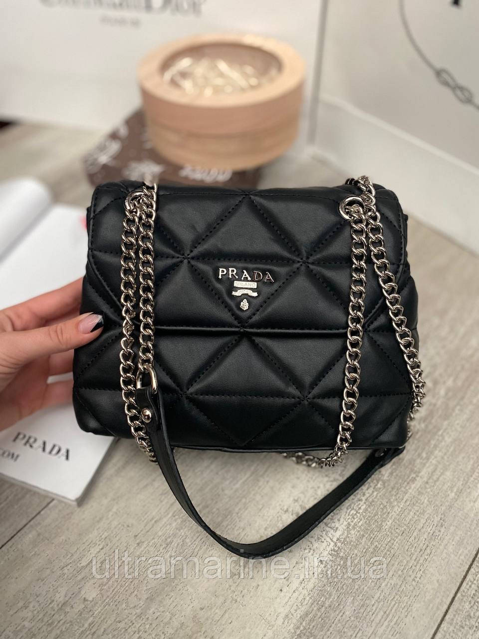 Модна жіноча чорна сумка з ручками Prada Прада