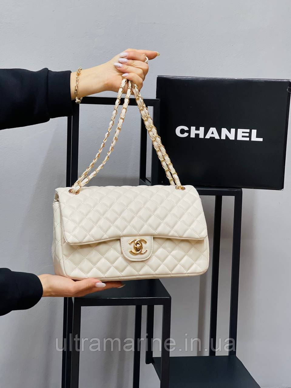 Модна жіноча бежева сумка Chanel Шанель