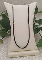 Ниточка з з тканини з золотими вставками та карабіном в червоному золоті 585 проби