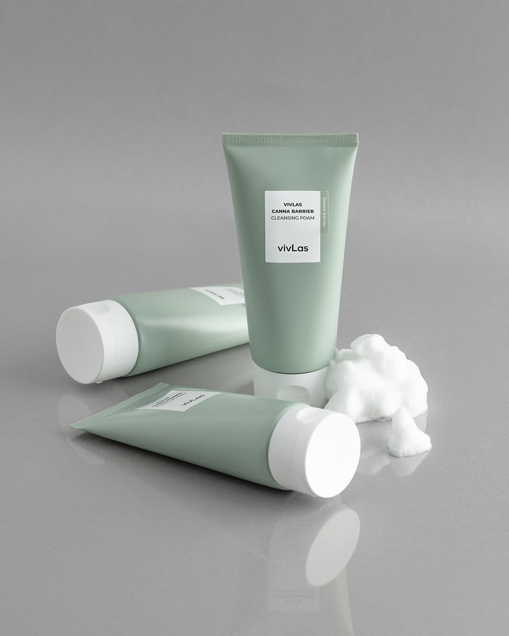 Ніжна Очисна пінка Vivlas Canna Barrier Cleansing Foam 150ml, фото 1