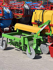 Картоплекопалка однорядна виробництва Bomet Z655 Польща вібраційна на трактор
