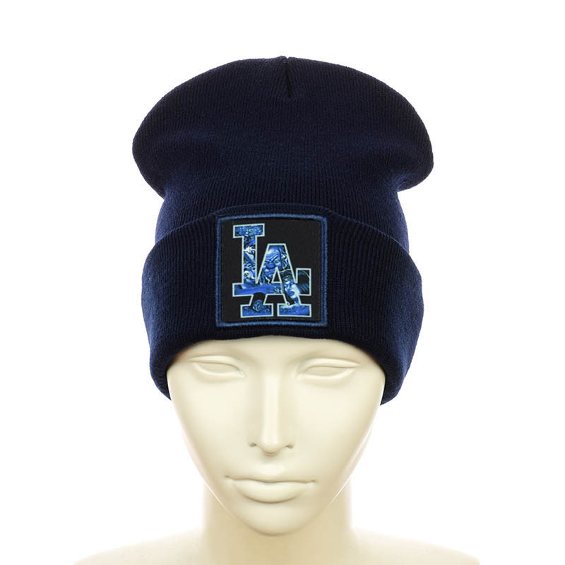 Шапка з нашивкою "LA" темно-синій