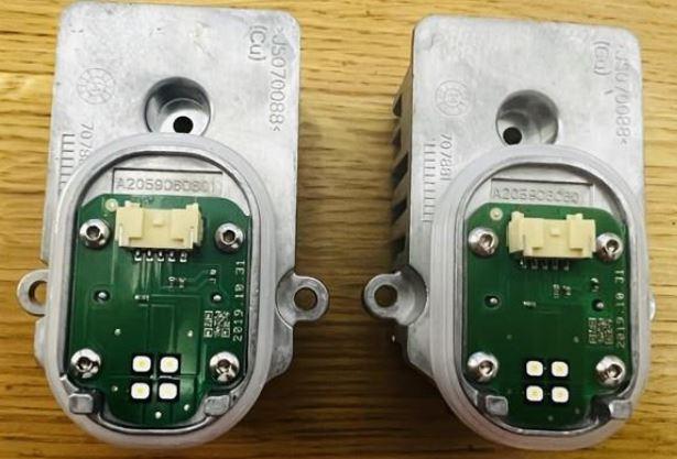 Б/У оригінал LED модуль ходовых огней Mercedes-Benz C-Class W205 2014-2018 A2059060601 1 305 715 284