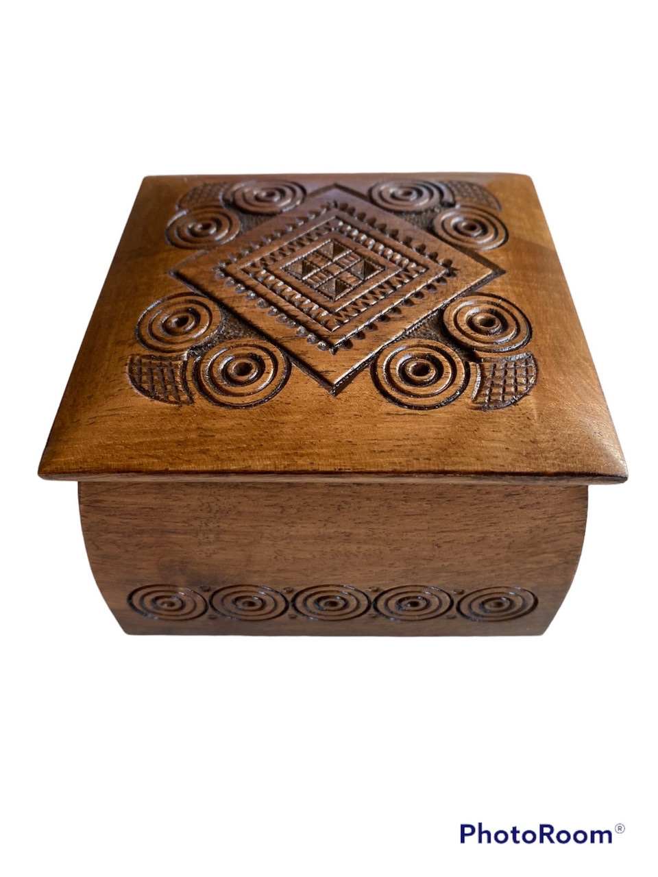 Шкатулка деревянная для украшений резьбовая из дерева Орех авторской ручной работы 9.5*9.5*7.5 см - фото 2 - id-p1414948821