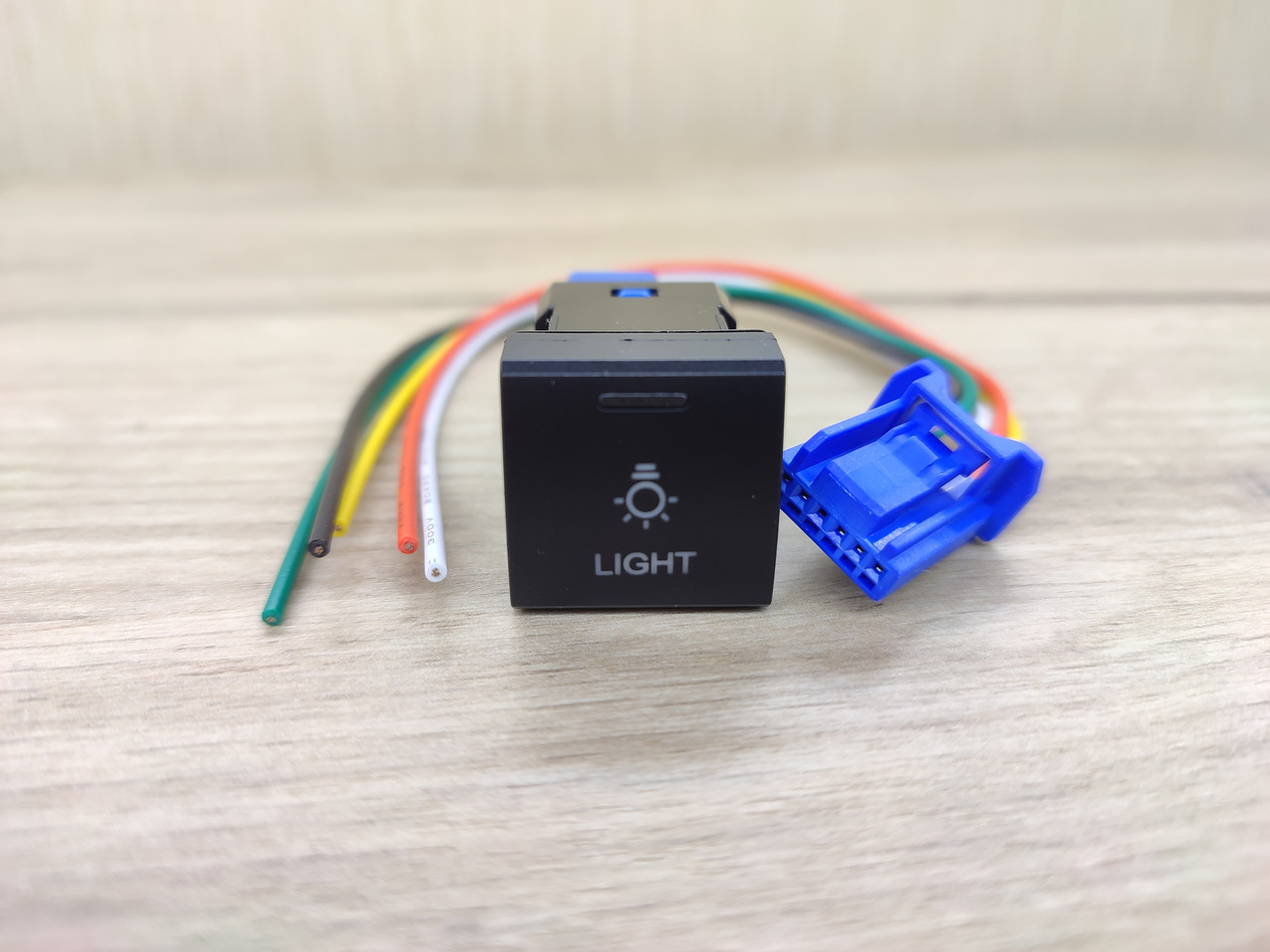 Кнопка штатна Тойота 2018+ Light