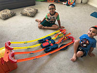 Хот Вилс большой набор Бокс Ускорение Hot Wheels Track Builder Unlimited Power Boost Box