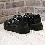 Кеди шкіряні жіночі в чорному кольорі класичної моделі, фото 2