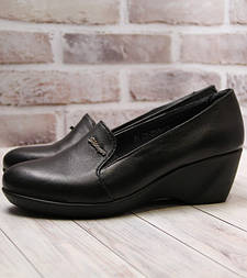 Чорні жіночі туфлі на платформі зі збільшеним верхом