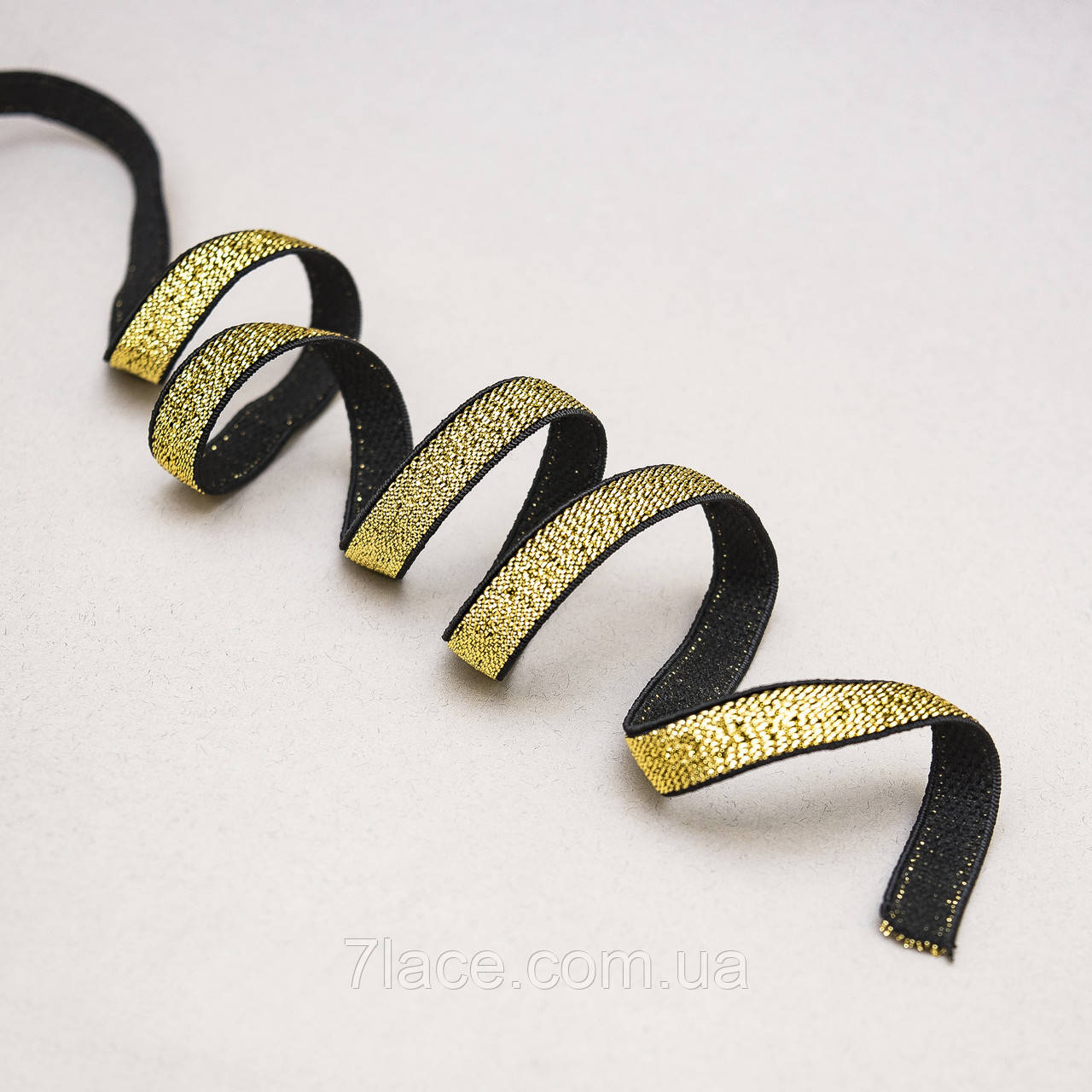 Бретельна гумка / ширина 1 см / колір чорний із золотом / замовлення від 1 метра, фото 1