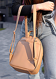 Жіночий молодіжний зручний стильний бежевий рюкзак зі штучної шкіри, фото 8