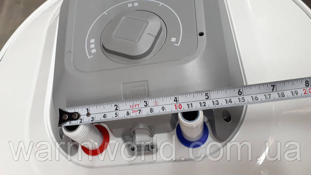 Расстояние между подключением к водопроводу 100 мм: