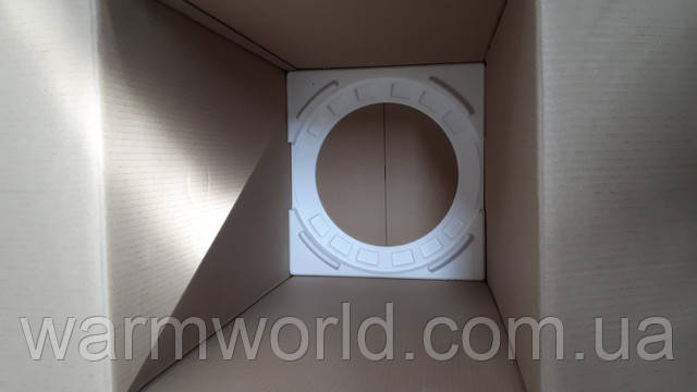 Упаковка - картонная коробка, сверху/снизу пенопласт