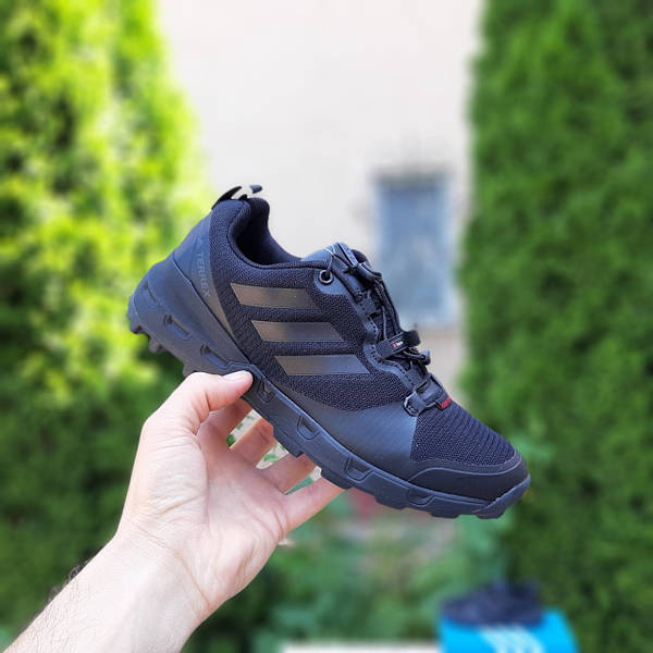 Adidas Terrex 375. 375
