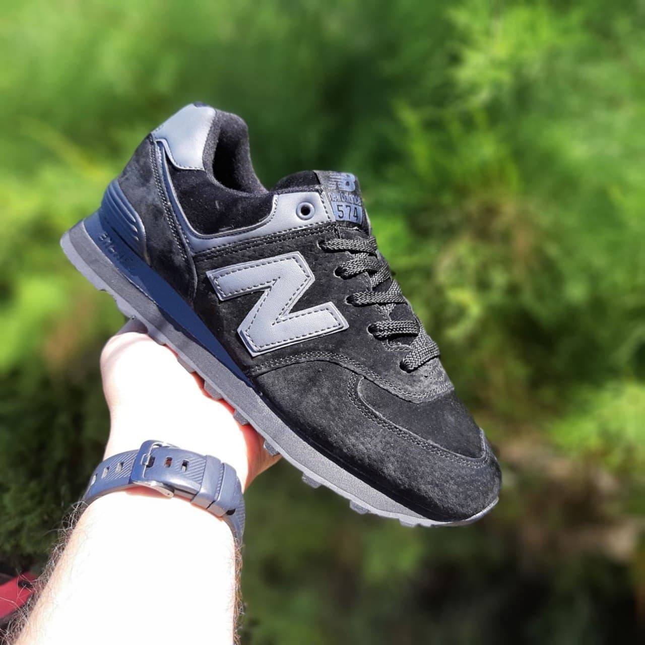 Жіночі кросівки чорні замшеві весна осінь New Balance 574. Чоловіче взуття чорне на осінь Нью Баланс 574